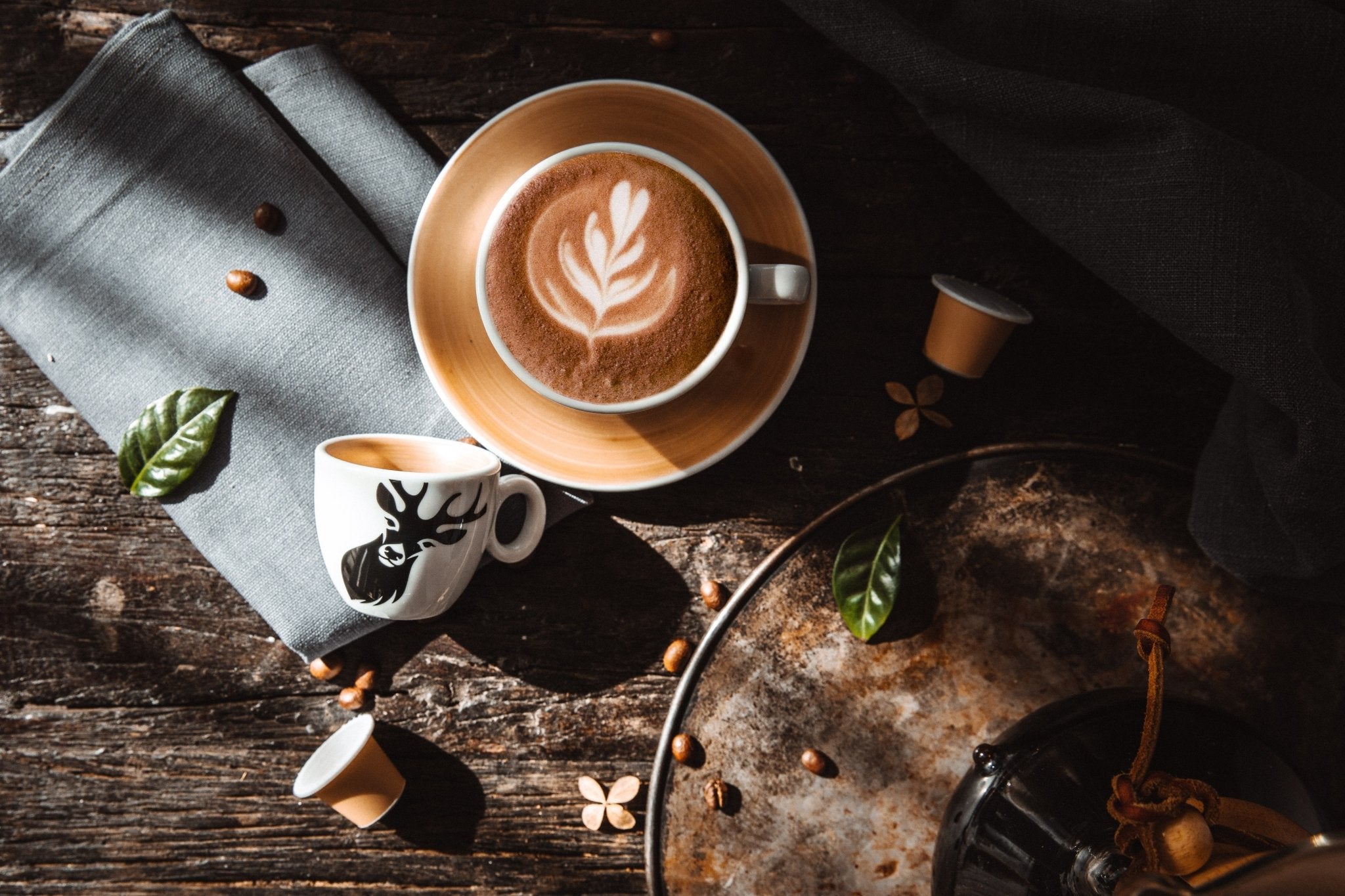 BLACK FOREST COFFEE® | Cappucino & Espresso Tassen 6er Set inklusive Untertassen, dickwandig, porzellan